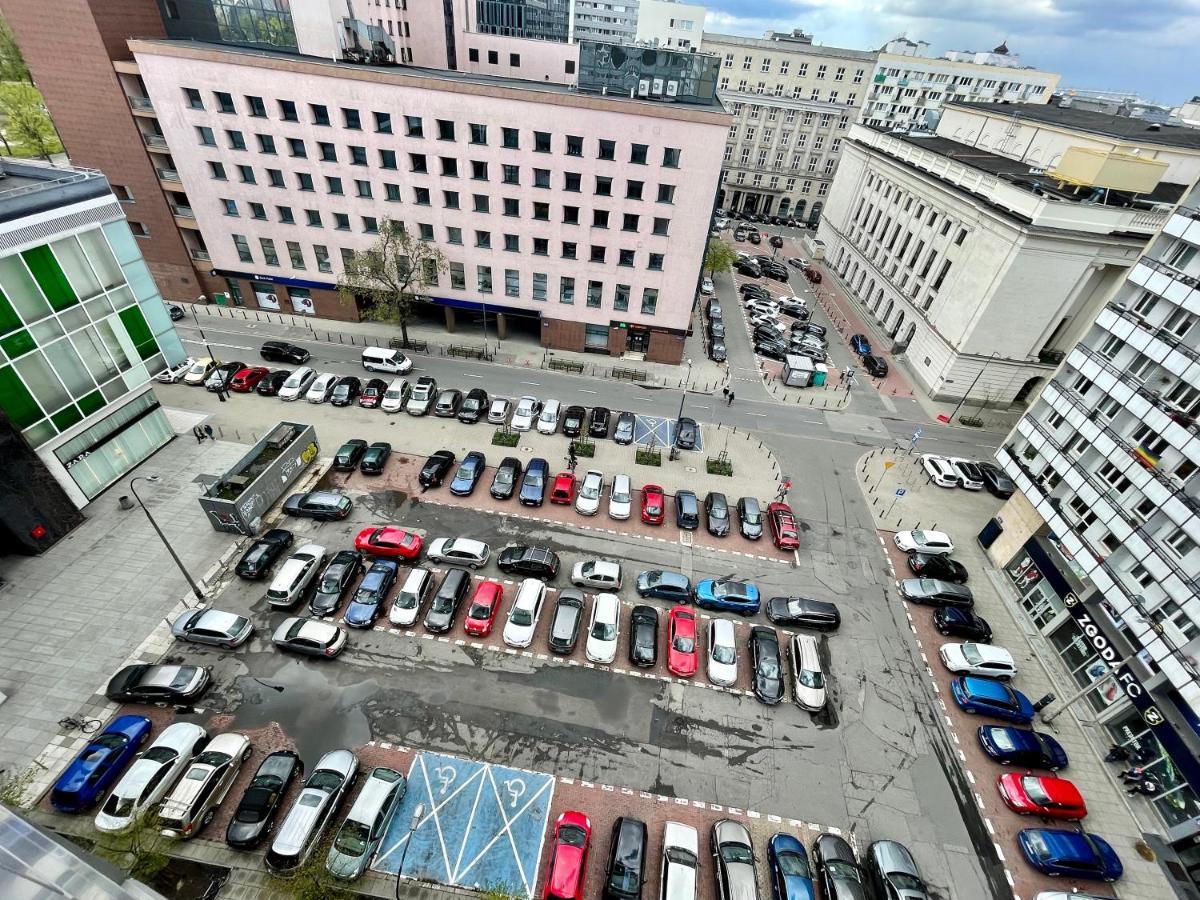 Super Silver 2Xmetro Parking Wifi 300 Mb/S Nowy Netflix Hbo Appletv Filharmonia Varsó Kültér fotó
